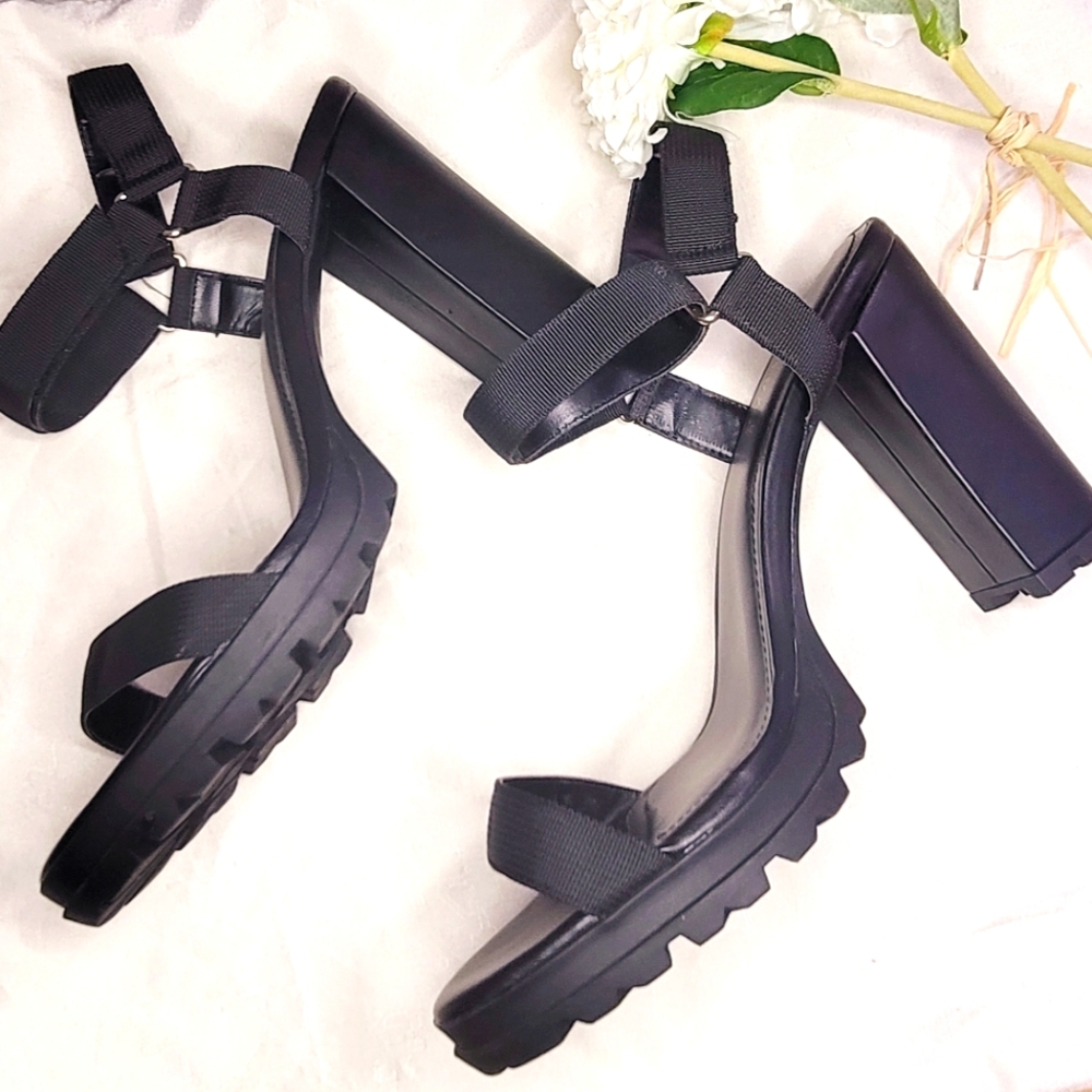 Shoe Dazzle Harlan Block Heel Scandal Black ,Size 11